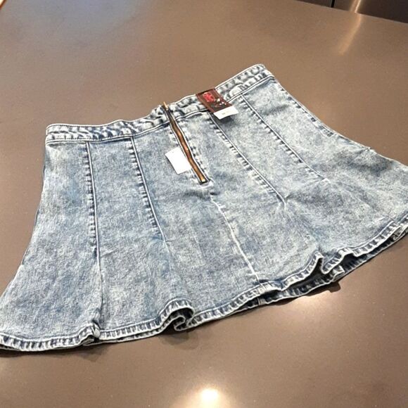 Nobo Flippy Jean Mini Skirt - Picture 1 of 10